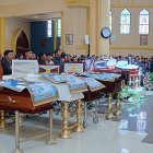 Los ocho féretros en la Basílica de Santa Rosa antes del último adiós.