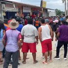 La escena del crimen quedó situada frente a una tienda del sector Simón Bolívar, en el barrio Virgen del Cisne.