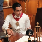 Jorge Ulloa y Eugenio Derbez están nominados por la serie ‘Y llegaron de noche’