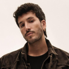 Sebastián Yatra es un cantante colombiano.