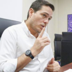 Fernando Cornejo durante su diálogo con este Diario, en el Municipio de Guayaquil.