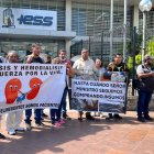 Jubilados y pacientes del IESS reclaman medicinas y atención.