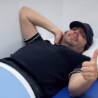 Víctor Aráuz se recupera de su cirugía de rodilla realizada el 25 de noviembre de 2025