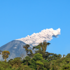 Volcán Reventador registró actividad hoy, martes 2 de diciembre de 2025.