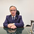 Ingeniero Comercial y MBA, Ponce combina formación académica con amplia experiencia institucional en el BCE.