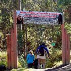 Los senderos han sido acondicionados por los comuneros para hacer fácil el acceso.