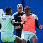 Los jugadores del conjunto negriazul trabajaron pensando en una victoria ante Libertad que les permita proclamarse campeones.