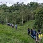 Recorrer por los senderos complementa la experiencia vivencial y turística en la comunidad en el recinto Unión Bolivarense.