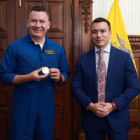 Juan Salinas emprenderá un viaje al espacio.