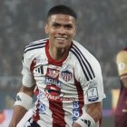 Jose Enamorado (i) marcó un doblete que amplio la ventaja de su equipo en el partido de ida