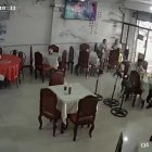 El delincuente disparó en contra de la mujer.