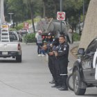 Delincuentes vestidos como policías irrumpieron en la Isla Mocolí.