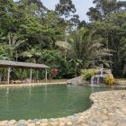 Una de las piscinas para refrescarse