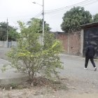 Escena del crimen en la cooperativa El Cóndor, Durán, donde un ataque armado dejó dos personas fallecidas y una herida.