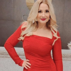 Marián Sabaté es una presentadora española muy popular en Ecuador.