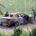 En la avenida Revolución Ciudadana fue encontrado el cuerpo del taxista junto a su vehículo incinerado.