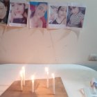 La joven fue asesinada en Perú. En espera de la extradición, sus familiares velan sus fotos.