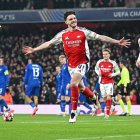 Arsenal lidera la clasificación de Champions League con puntaje ideal.