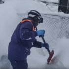 La mayor nevada registrada en Kamchatka, en Rusia, bloquea edificios y carreteras.