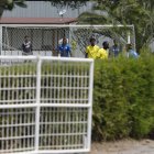 Solo cuando se abre el portón principal del complejo es posible observar por poco tiempo los trabajos del Ídolo.