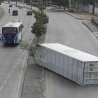 El diseño de infraestructuras que garanticen más seguridad en la circulación de todo tipo de carros es un factor pendiente, según una experta consultada.