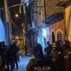 Escena de uno de los ataques armados registrados en el distrito Manta, donde la Policía levantó indicios balísticos.