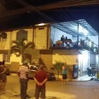 El ataque se cometió en la terraza de un inmueble.

ag - periodista
ag - granasa