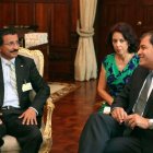 Rafael Correa con el sultán emiratí Ahmed Bin Sulayem