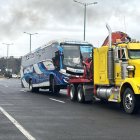 Los cuerpos sin vida quedaron sobre la calzada, después de ser embestido por un automotor que se dio a la fuga.