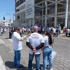 Familiares de Alison asisten a las audiencias judiciales mientras el caso avanza en el cantón Quero