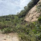 Las intensas lluvias provocaron derrumbes y cierres viales en Esmeraldas.