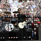 Green Day arrancó el show del Super Bowl 2026.