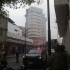 Unidades bomberiles permanecen en el sitio.