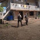 Sujetos que llegaron a esta casa arremetieron a balazos con armas de fuego calibre 9 mm y 5.28 mm.