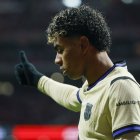 El delantero del FC Barcelona Lamine Yamal  figura del y FC Barcelona.