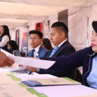 En Ecuador, el 40,5 % de los jóvenes profesionales afirma haber cambiado de empleo