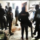 La Fiscalía ejecutó un allanamiento en la madrugada del 4 de marzo de 2026.