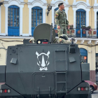 Presencia de las Fuerzas Armadas, enviadas por el Gobierno, en la Plaza de San Francisco de Quito