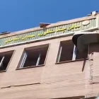 El complejo deportivo Mártires Ismaili en Teherán sufrió graves daños tras un bombardeo reportado el 5 de marzo