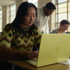 El dispositivo pretende conquistar a estudiantes y usuarios de iPhone que quieren dar el salto al ecosistema Mac