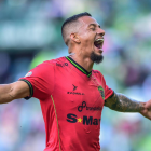 El mediocampista ecuatoriano Jefferson Intriago celebra durante un partido con Mazatlán FC