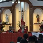 Uno de los momentos del acto religioso en la capilla.