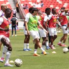 Liga de Quito apuesta por su plantel completo para volver al triunfo ante un rival que suele complicar como visitante.