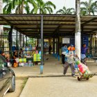 Dentro de este mercado fue asesinado Oliver Rivas, de 29 años.