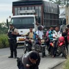 Los cuerpor fueron revisados por los agentes policiales.