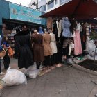 En varias calles de la capital hay desorden.