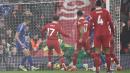 El jugador del Liverpool Curtis Jones marca el segundo gol durante el partido de la Premier League que han jugado Liverpool FC y Leicester City FC, en Liverpool, Reino Unido.