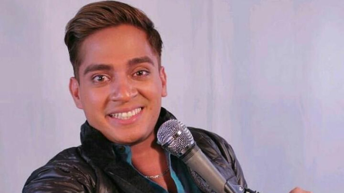 El reportero de farándula se recuperó de una enfermedad y hoy vuelve a trabajar.