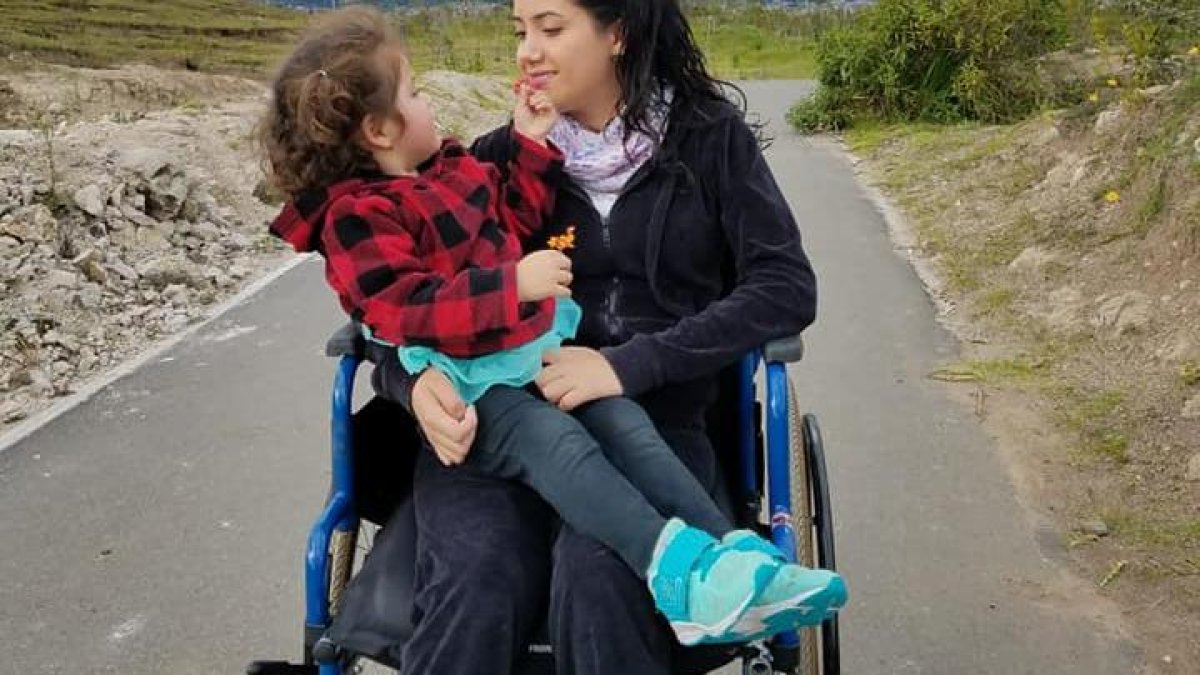 ‘Los caminos de la vida’ es una canción que Estefy ha cantado en varias presentaciones, sin pensar que los suyos cambiarían de un momento a otro.