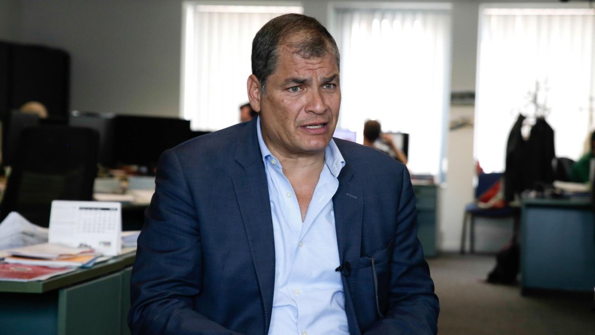 El objetivo de los simpatizantes del exmandatario es conseguir 3.000 firmas y, hasta el momento, ya superaron esa cifra por más de 500.